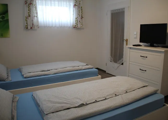 In Der Acht דירה